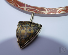 Collier-Papillon-goud-mokume-gane.jpg