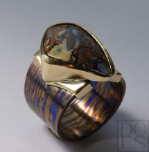 Opaal-Titaniumring-Doesdesign.jpg