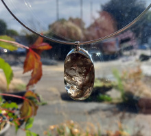 Silver-pendant-with-quartz.jpg